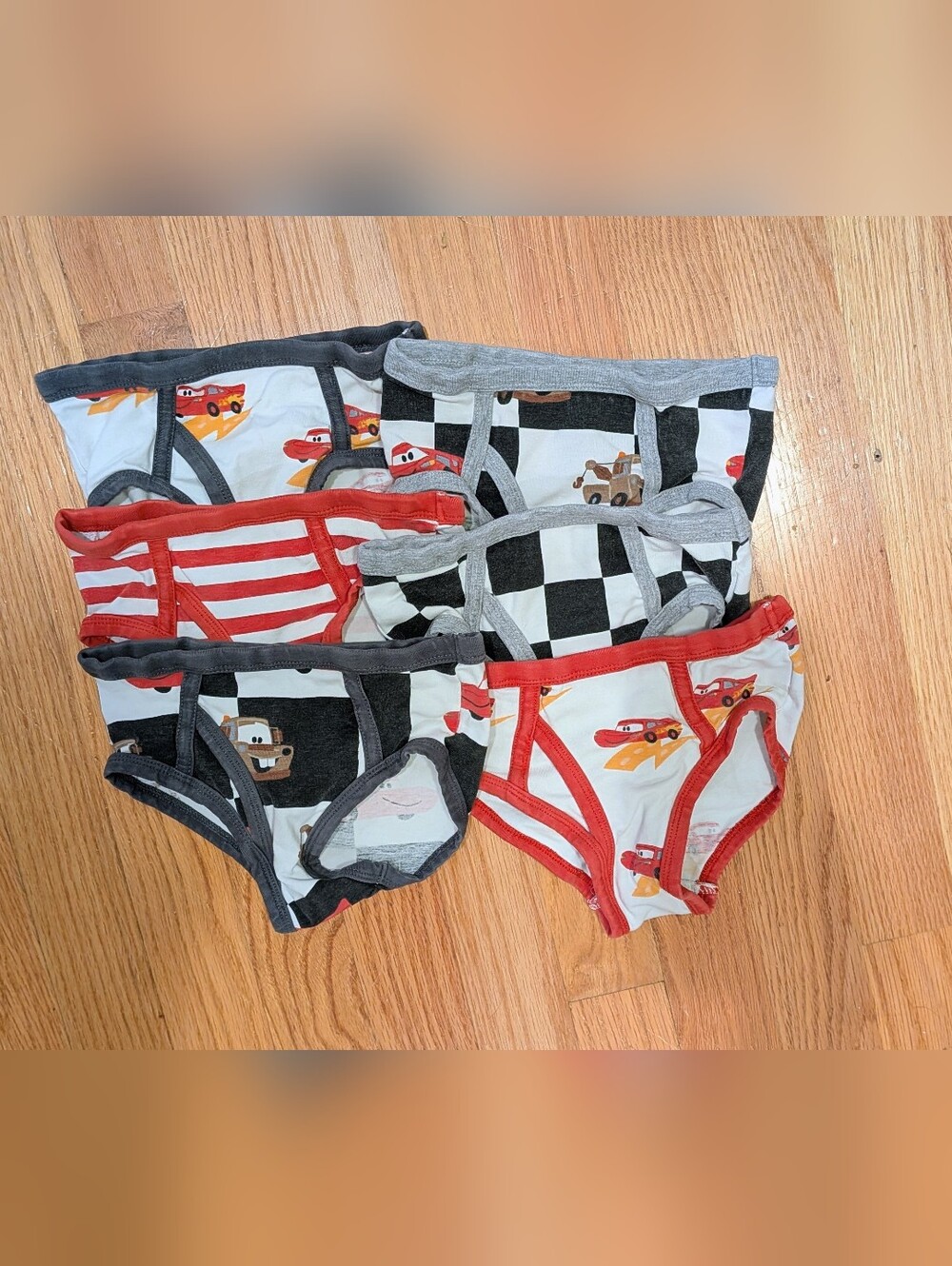 monica + andy Boys Brief Undies, 7 Pack Pixar Cars On Charcoal Checkerboard 4-5T